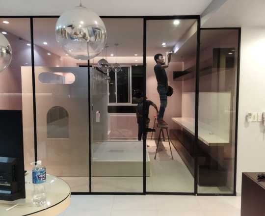 TỦ ÁO CÁNH KÍNH CHỊ NGA 