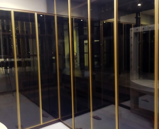 TỦ ÁO CÁNH KÍNH CHỊ NGA 