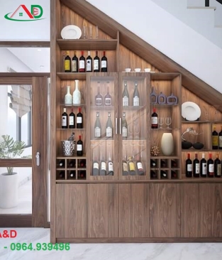 TỦ RƯỢU CÁNH KÍNH CHÂN CẦU THANG 